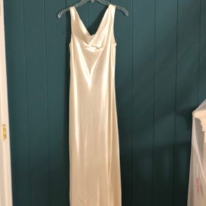 White solid taffeta gown, Lillie Rubin